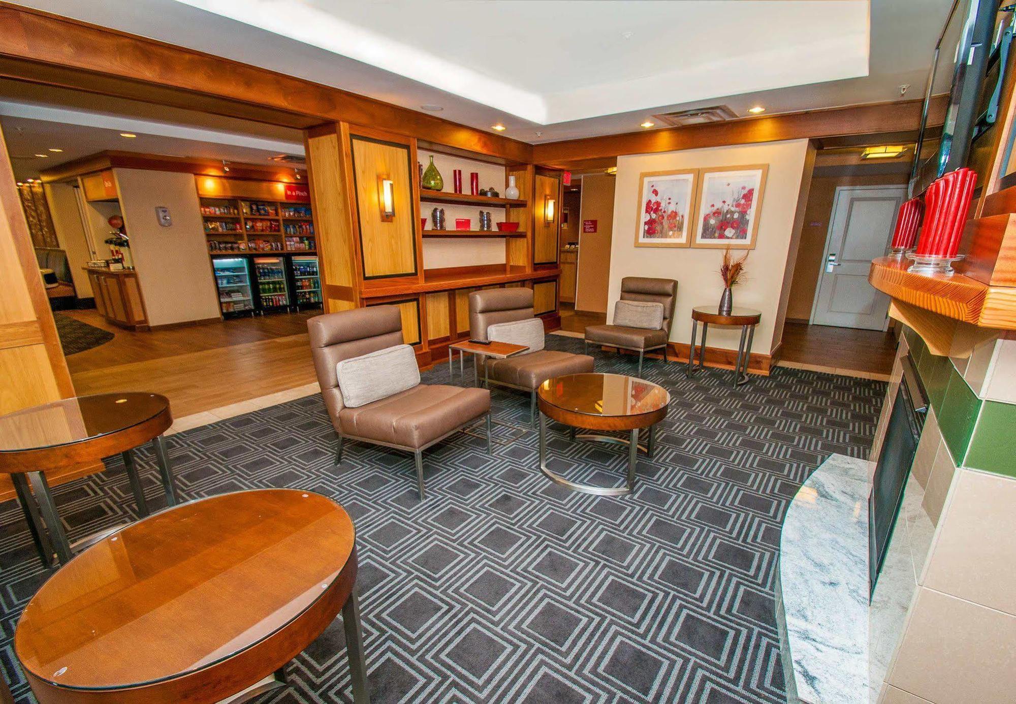 Towneplace Suites By Marriott Scranton Wilkes-Barre Moosic Exterior foto